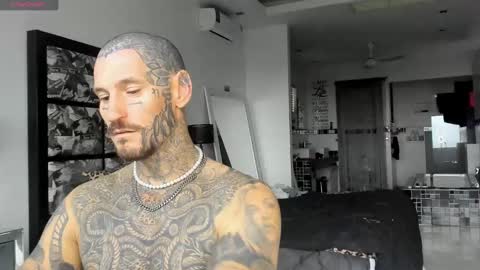 Snapshot of lucasexclusive chatting on December 12, 9:51 am lucasexclusive online show from December 12, 9:51 am