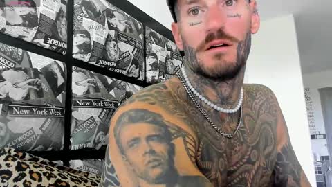 Snapshot of lucasexclusive chatting on February 18, 5:42 am lucasexclusive online show from February 18, 5:42 am