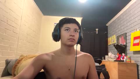 Snapshot of luchosaando chatting on January 20, 2:01 am Felipe online show from January 20, 2:01 am