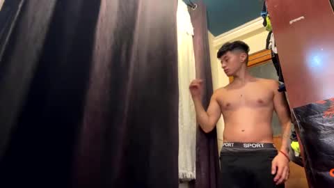 Snapshot of luchosaando chatting on February 25, 3:09 am Felipe online show from February 25, 3:09 am