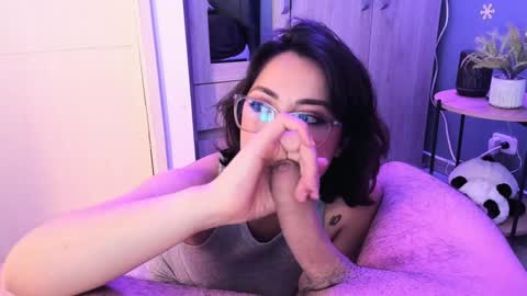 Snapshot of luci_fer15 chatting on February 2, 3:39 pm Luci y Fer online show from February 2, 3:39 pm