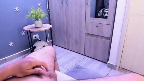 Snapshot of luci_fer15 chatting on February 24, 3:31 pm Luci y Fer online show from February 24, 3:31 pm