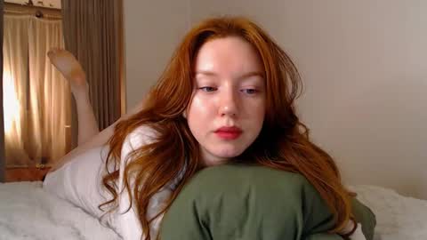 Lucia online show from February 4, 8:59 pm