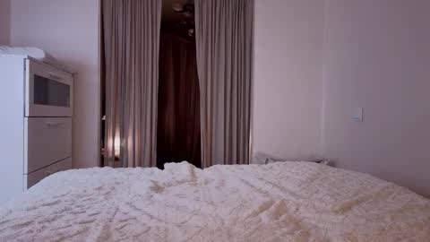 Lucia online show from November 12, 5:46 pm