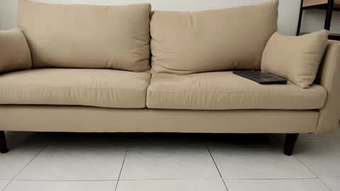 Lucie online show from January 31, 9:05 pm