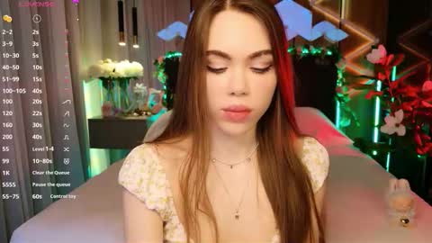 Snapshot of lucifiella chatting on November 2, 4:20 pm MimiFors online show from November 2, 4:20 pm