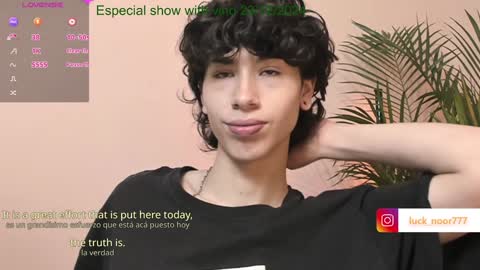 Noor online show from December 21, 3:42 pm