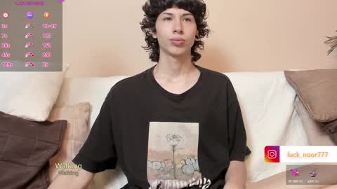 Noor online show from February 4, 6:49 pm