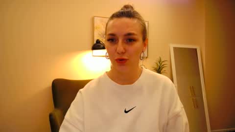 lucky_foryou_baby online show from December 29, 3:13 pm