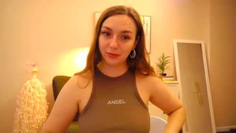 lucky_foryou_baby online show from January 3, 1:14 pm