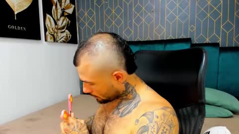 lucky_smith1 online show from December 15, 9:52 pm