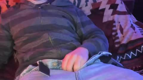 Snapshot of luckydrakex chatting on February 10, 6:35 pm Lucky online show from February 10, 6:35 pm