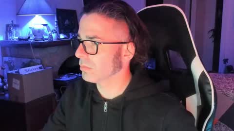 Snapshot of luckydrakex chatting on March 1, 9:04 pm Lucky online show from March 1, 9:04 pm