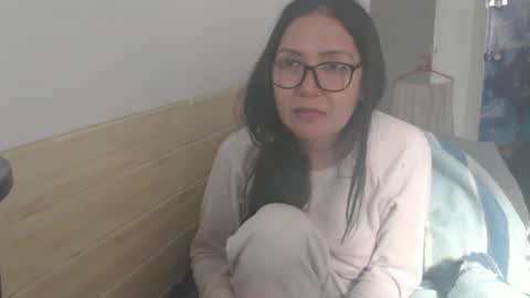 angelisa online show from November 24, 9:09 am