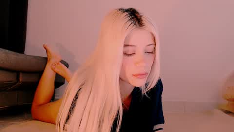 Snapshot of luckysapphire777 chatting on February 3, 10:03 am luckysapphire777 online show from February 3, 10:03 am