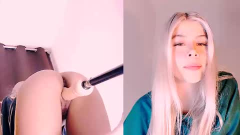 Snapshot of luckysapphire777 chatting on March 4, 9:54 pm luckysapphire777 online show from March 4, 9:54 pm