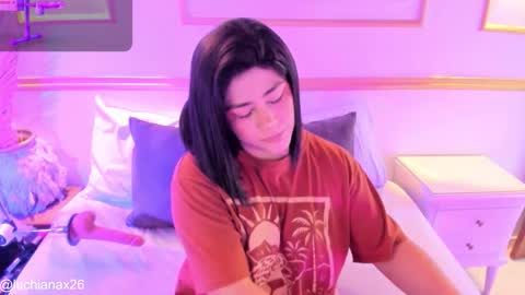 lucy online show from September 12, 2:33 am