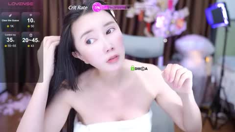 Lucy online show from February 12, 12:33 pm