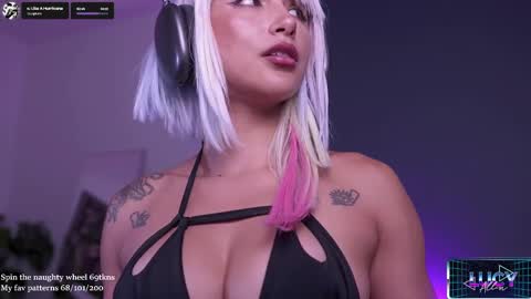 Lucy Alien  online show from October 7, 9:12 pm