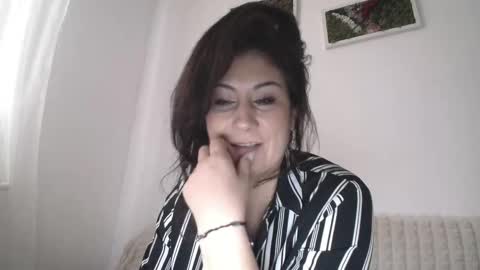 lucybylucy online show from November 4, 12:04 pm