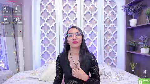 Lucy Liiu online show from December 30, 11:28 pm