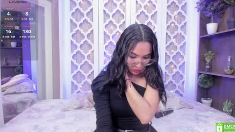 Lucy Liiu online show from January 22, 9:10 pm