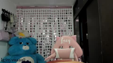 Snapshot of lucyy_tayy chatting on February 11, 2:46 am The love of your life 3 online show from February 11, 2:46 am