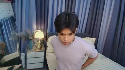 Snapshot of luigi_moreno chatting on October 7, 4:48 pm luigi_moreno online show from October 7, 4:48 pm