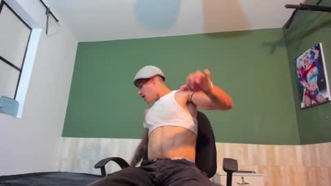 Luis AS online show from February 7, 9:37 pm