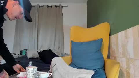 Luis AS online show from February 21, 11:33 am