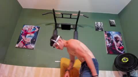 Luis AS online show from March 10, 11:38 pm