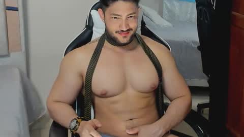 Snapshot of luis_baptista chatting on October 24, 3:47 am luis_baptista online show from October 24, 3:47 am