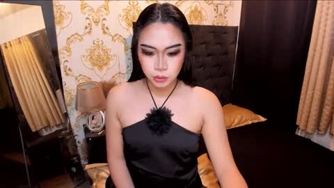 luisaellanor online show from October 5, 3:54 pm