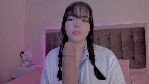 Luisa Giraldo online show from November 2, 11:12 am