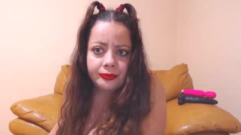 Cassie online show from November 8, 6:40 pm