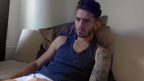 Snapshot of luisbadx chatting on March 1, 8:45 am Luis Badx online show from March 1, 8:45 am