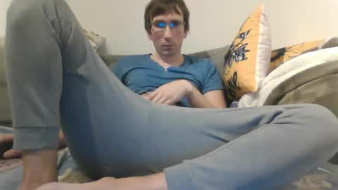 Snapshot of luismcawesome chatting on November 12, 11:14 pm Luis online show from November 12, 11:14 pm