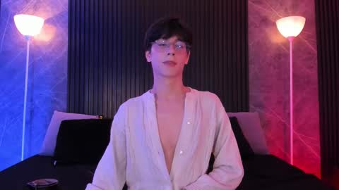 luixdust1 online show from September 18, 3:52 am