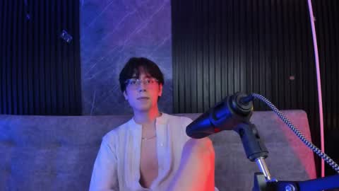 luixdust1 online show from October 28, 4:16 am