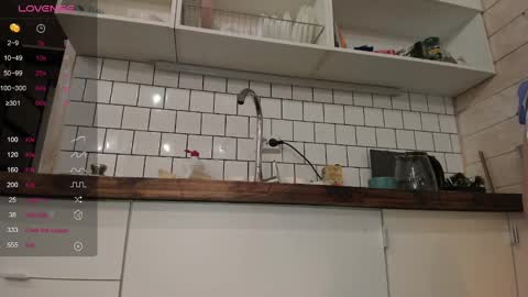 Snapshot of lukas_jena chatting on February 19, 5:38 pm Lukas jena online show from February 19, 5:38 pm