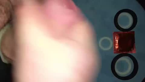 Snapshot of lukasaq chatting on November 25, 2:39 pm lukasaq online show from November 25, 2:39 pm