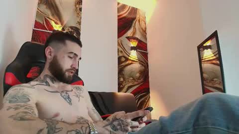 LUKE online show from October 22, 3:51 am