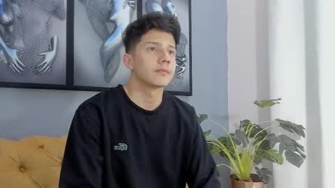 Luke Julien online show from October 27, 4:05 am