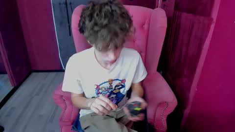 Luke online show from November 27, 11:45 am