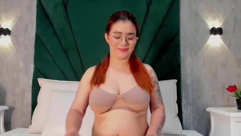 Luli Jones online show from October 22, 11:32 am