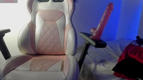 elizabeth online show from October 14, 5:36 pm