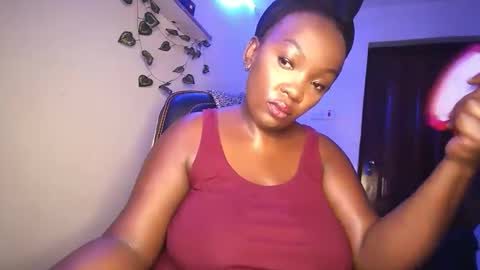 lulu_sparks1 online show from November 9, 11:47 pm