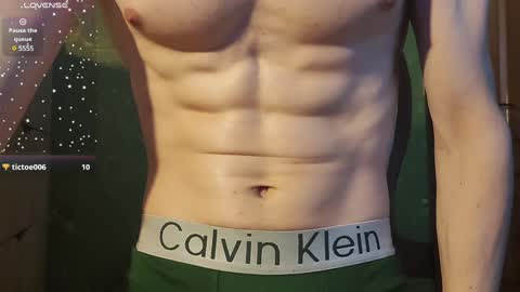 Snapshot of lumberxxxx chatting on January 28, 1:49 pm lumberxxxx online show from January 28, 1:49 pm