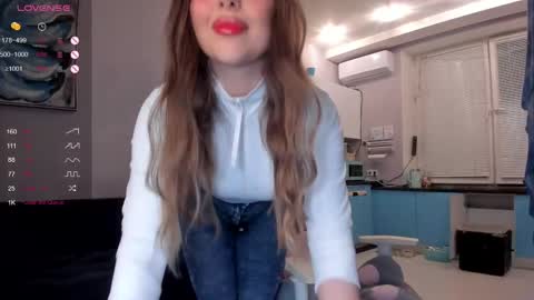 Alice online show from March 6, 5:54 pm