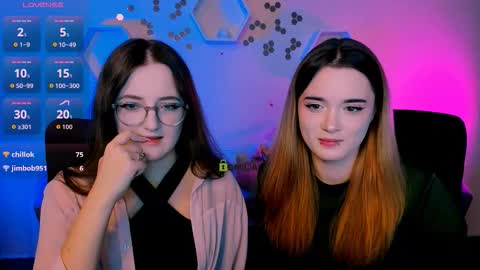 luna_berryy online show from November 28, 8:44 pm